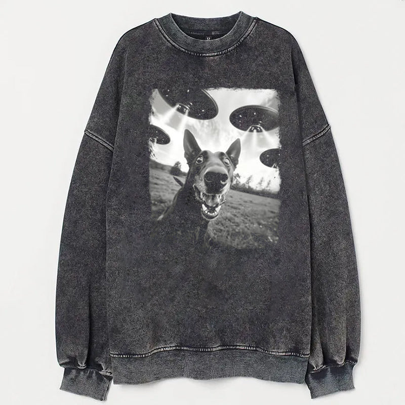Belgian Malinois Dog UFO Alien Extraterrestrial Selfie Long Sleeve T-Shirt - heygraff