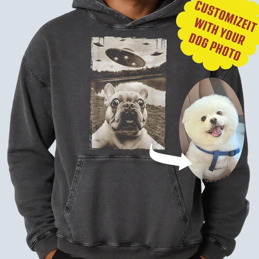 Personalized dog Taking Selfie with UFOs Funny Unisex Hoodie