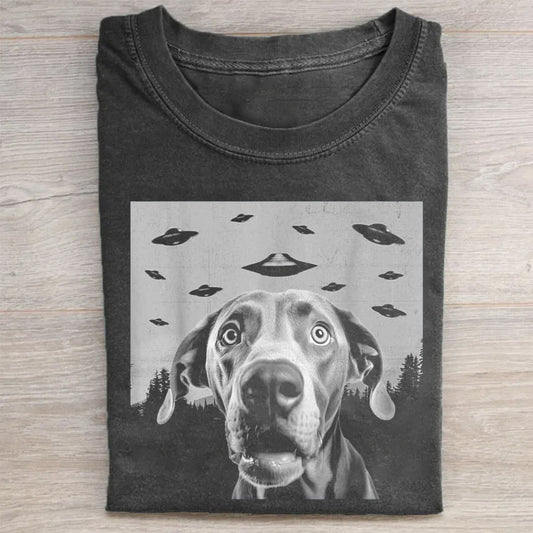 Funny alien UFO takes selfie with dog shirt - heygraff